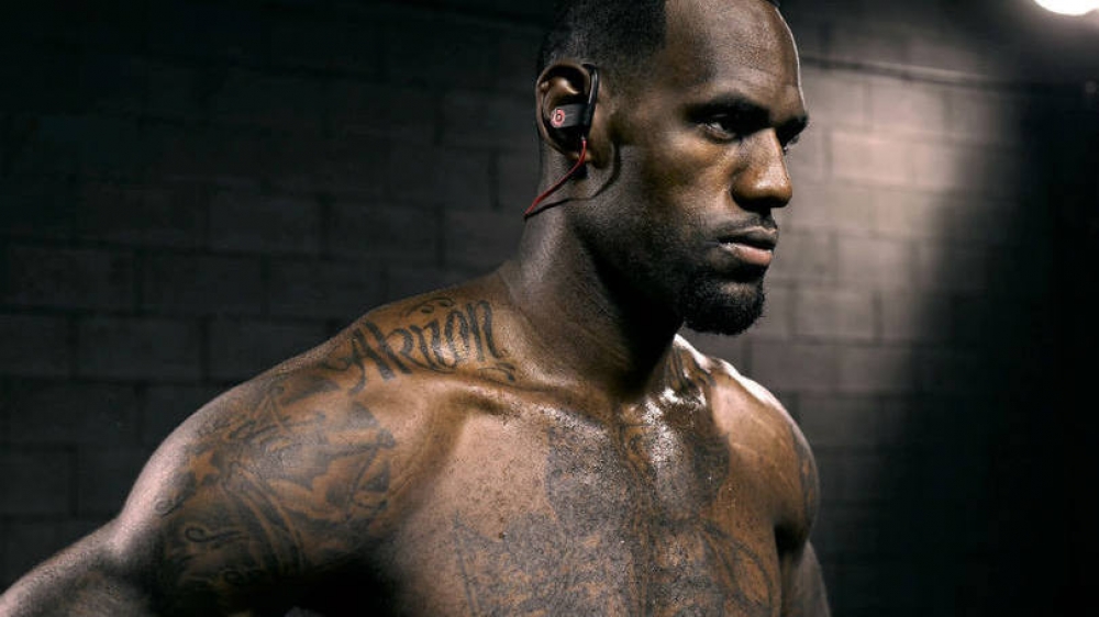 LeBron James em novo comercial da Beats