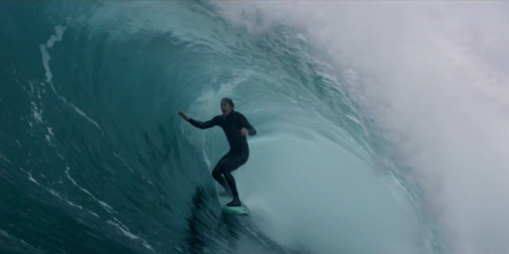 SANSUNG LANÇA NOVO COMERCIAL E CELEBRA O SURF