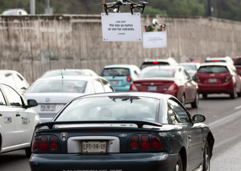 Uber faz anúncio com drone no México