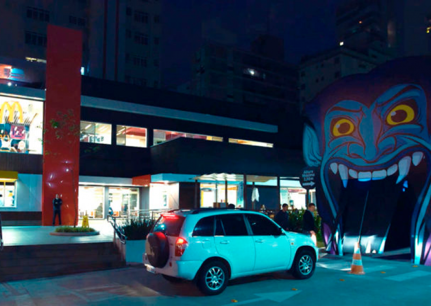 Halloween no McDonald’s! Marca aposta em realizar a ação em seu Drive-thru! 